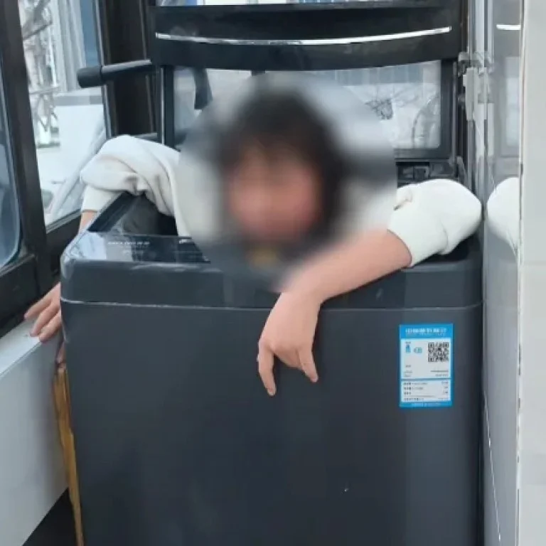 china-girl-stuck-in-washing-machine
