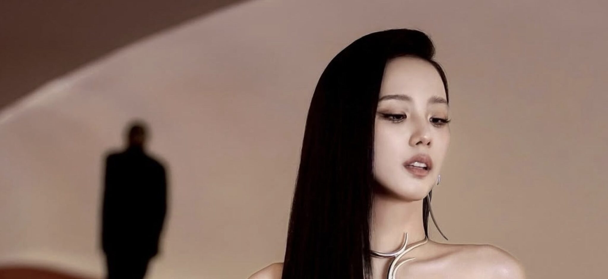 Exclusive-Blackpinks-Jisoo-To-Drop-Surprise-Duet-This-Month-—-Guess-Whos-Joining-Her