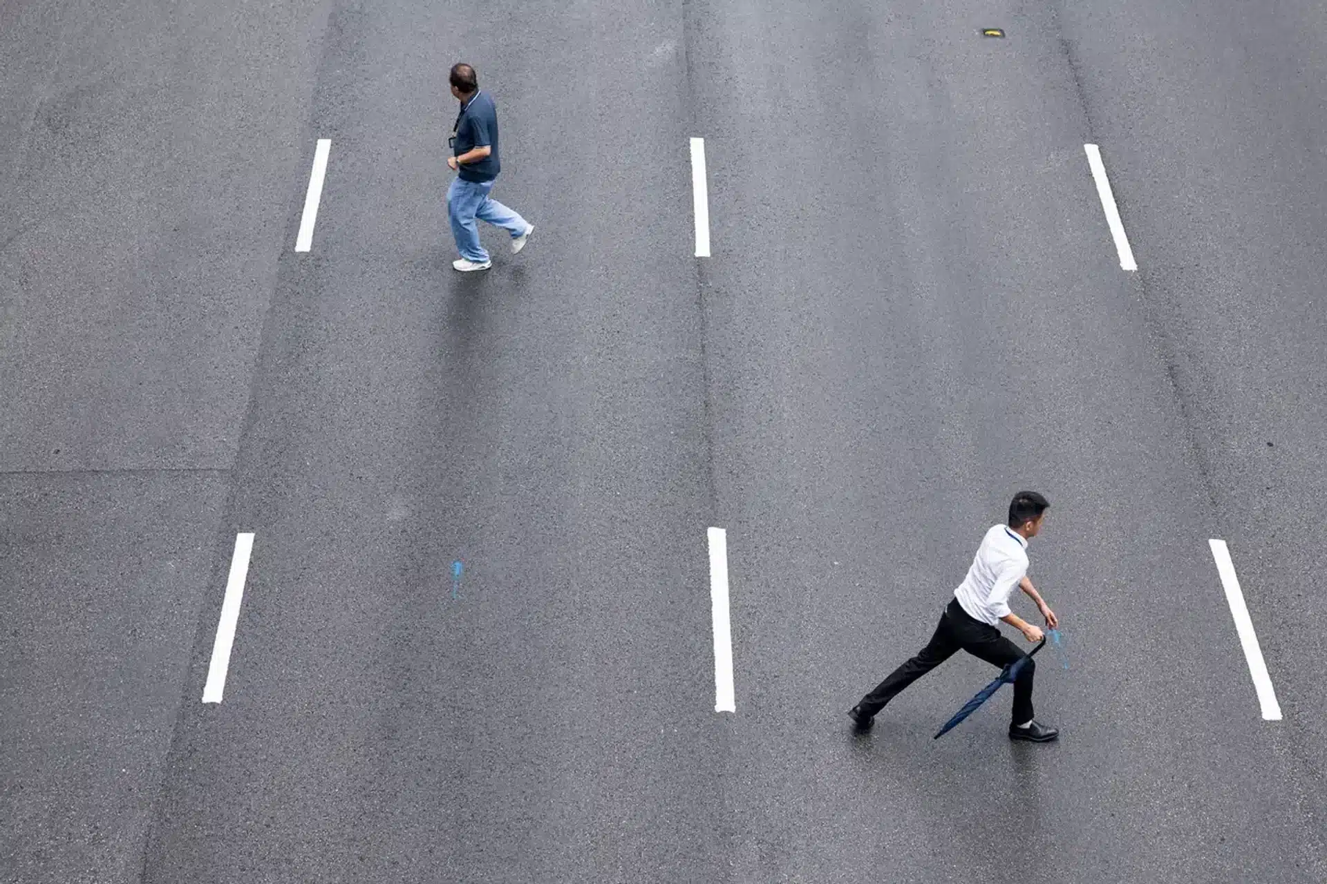 Are-Senior-Managers-In-Singapore-Really-Senior-Or-Just-A-Case-Of-Title-Inflation