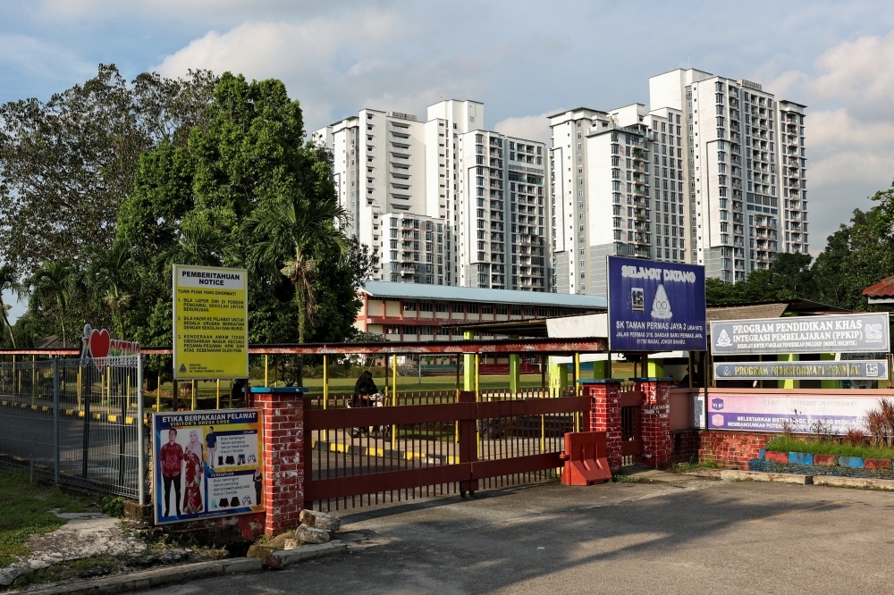 Influenza-6000-Students-Infected-Across-Malaysia-Prompting-Temporary-School-Closures