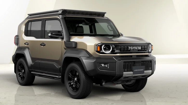New-Toyota-Land-Cruiser-FJ-Is-A-Smaller-And-Way-More-Adorable-SUV