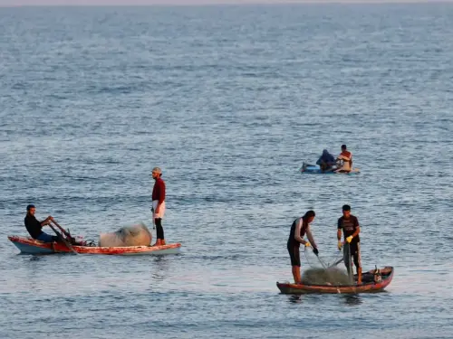 For-Gazas-fishermen-The-Sea-Is-Their-Last-Lifeline-After-Israels-War