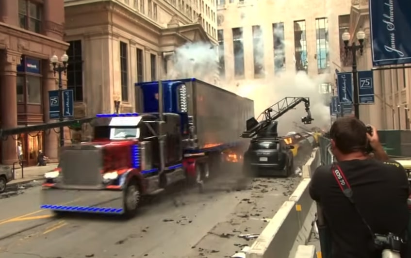 Filming-Destruction-Chicago-Transformers-3-Behind-The-Scenes