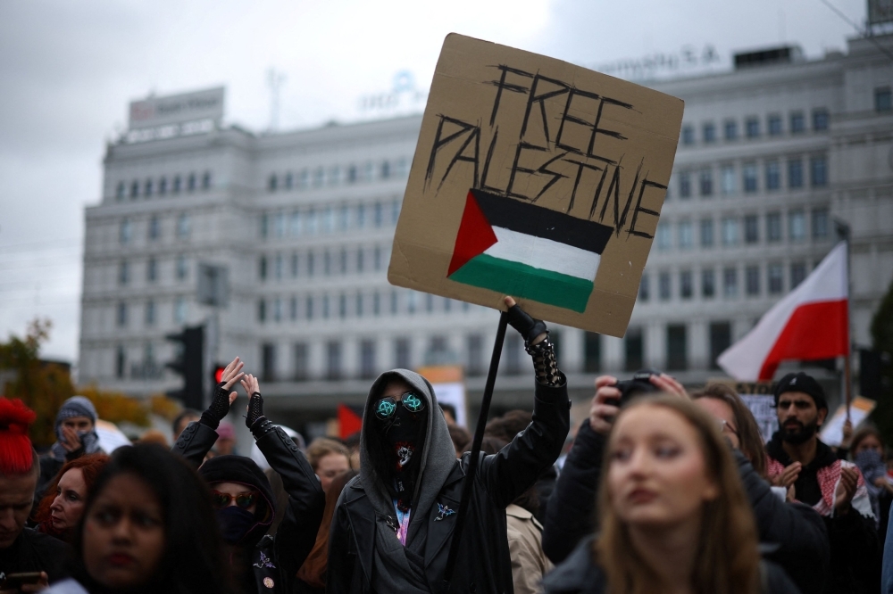 Airbnb-And-Booking.com-Hit-With-French-Lawsuit-Over-West-Bank-‘Occupation-Tourism