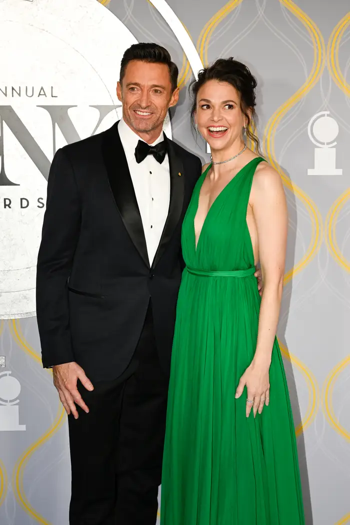 Hugh-Jackman-And-Sutton-Foster-Finally-Made-Their-Red-Carpet-Debut-As-A-Couple-And-Loads-Of-People-Are-Saying-The-Same-Thing