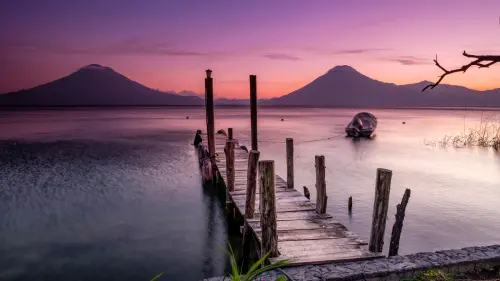 How-Tourists-Can-Explore-The-Mystical-Atlantis-Like-Ruins-In-Guatemalas-Lake-Atitlan-