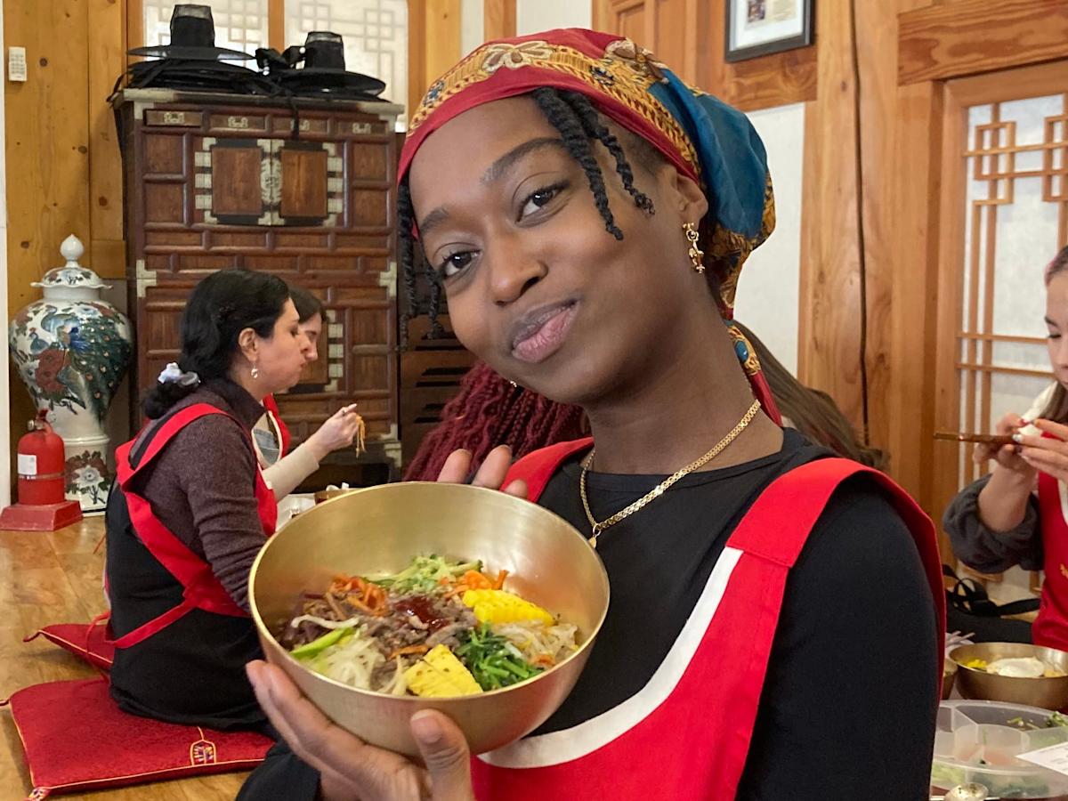 She-Moved-To-Seoul-To-Build-A-New-Life-—-And-Learned-How-To-Feel-Comfortable-Being-Alone