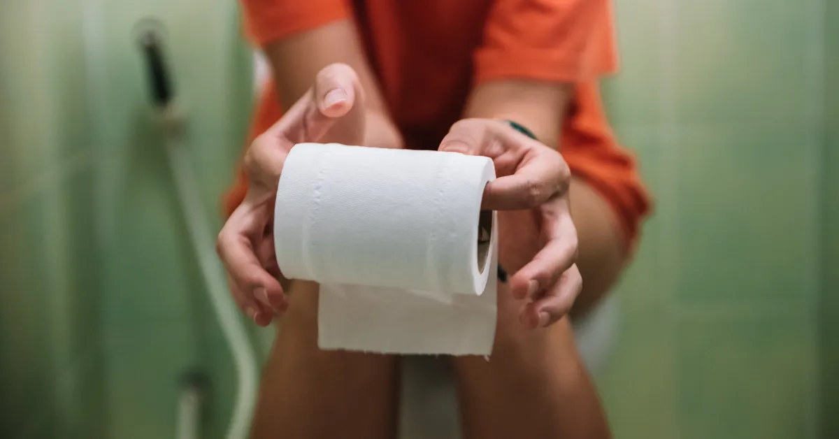 Do-You-Have-Ghost-Poops-Heres-What-That-Says-About-Your-Health