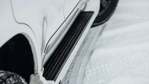 The-Pros-And-Cons-Of-Power-Running-Boards-For-Trucks