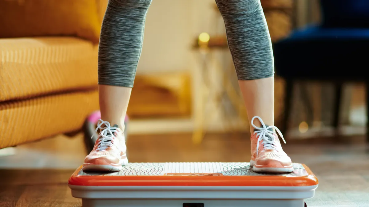 We-Asked-Experts-If-Vibration-Plates-Are-A-Fitness-Fad-Or-If-They-Have-Real-Health-Benefits