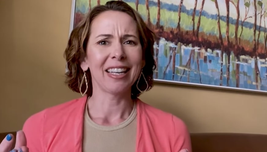 Are-They-Obsessed-With-You-3-Signs-Backed-By-Science