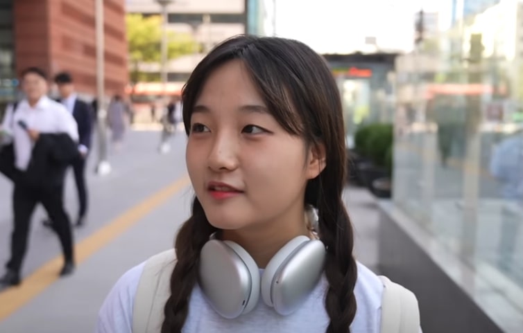 Do-All-Koreans-Get-Plastic-Surgery-Street-Interview