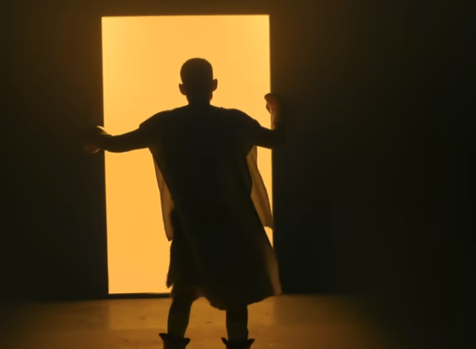 GIANT-OFFICIAL-TRAILER